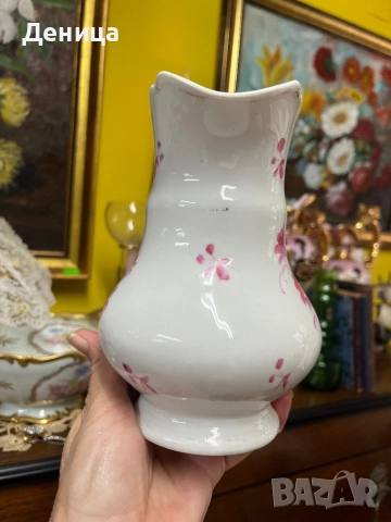 Един винтидж разкош💗 Порцеланова кана за вода Вместимост-500/600 мл и височина-17 см Ръчно рисувана, снимка 3 - Аксесоари за кухня - 51503518