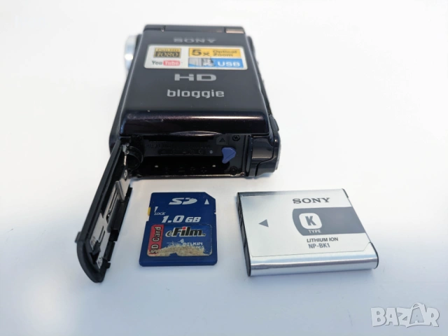 Компактна видеокамера Sony Bloggie MHS-CM5 HD 1080p, снимка 14 - Камери - 53396061