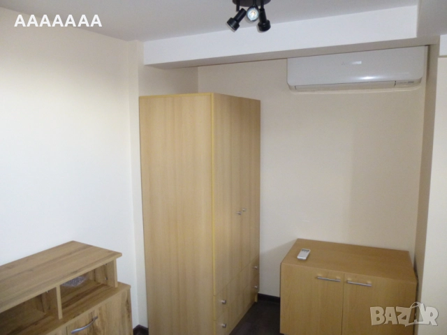 Таванско ателие под наем, снимка 9 - Стаи под наем - 52019010