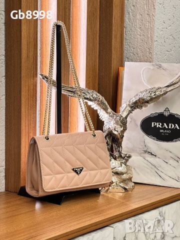 Чанта Prada, снимка 7 - Чанти - 46738086