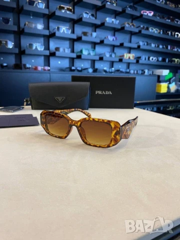 очила prada ray ban , снимка 8 - Слънчеви и диоптрични очила - 50578862