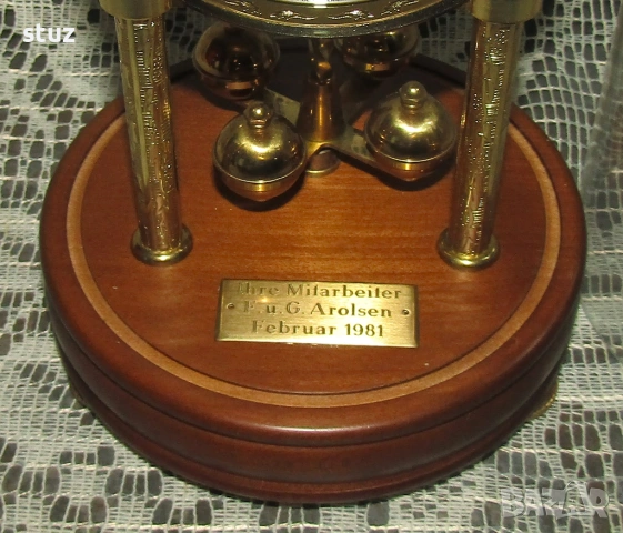 Немски настолен часовник Hermle с въртящи се сфери, снимка 4 - Антикварни и старинни предмети - 53596416