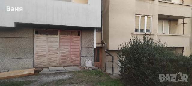 Давам под наем монолитен гараж, снимка 2 - Гаражи и паркоместа - 52806086