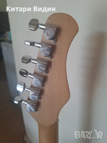 Продавам електрическа китара Stagg LH SSH за лява ръка, снимка 6 - Китари - 50938461