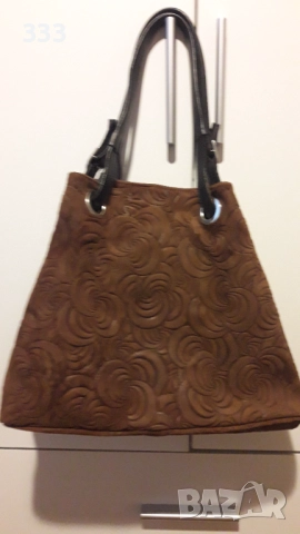 Чанта от естествена кожа , снимка 2 - Чанти - 50674481