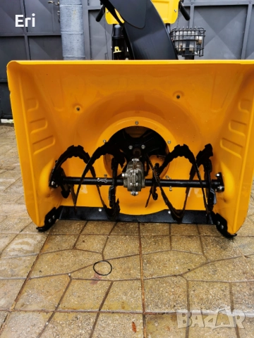 Роторен снегорин Stiga Snow Fox, снимка 8 - Градинска техника - 52379350