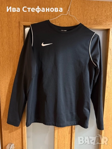 Спортна дамска  черна блуза с дълъг ръкав Nike nike Найк , снимка 2 - Спортни екипи - 52778011