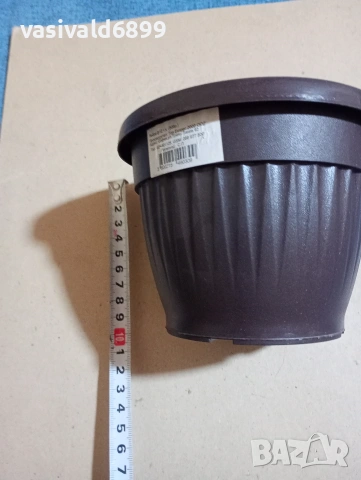 Пластмасова саксия , снимка 5 - Саксии и кашпи - 53450886