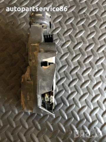 Механизъм за заключване на предна дясна врата за Mercedes A Class W168 (1997-2002), снимка 3 - Части - 54082353