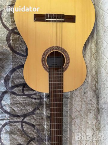 Акустична китара Yamaha, снимка 3 - Китари - 45905144