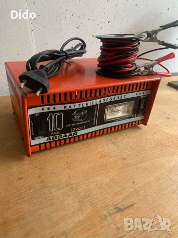 Зарядно за акумолатор 12 V , снимка 2 - Други - 53267435