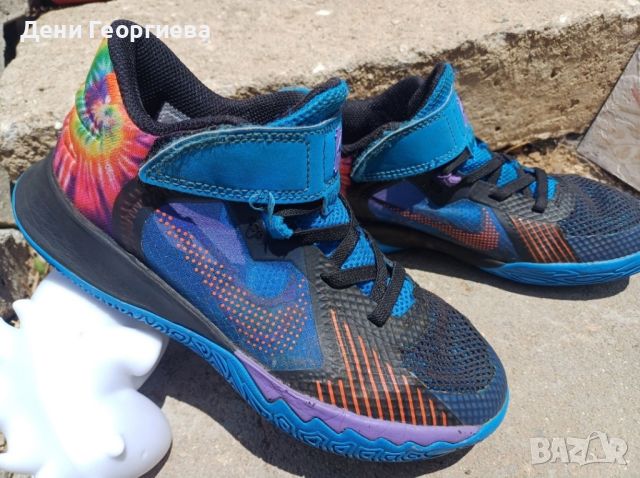 Nike Kyrie Flytrap 5 Tie Dye детски кецове , снимка 4 - Детски маратонки - 46729025