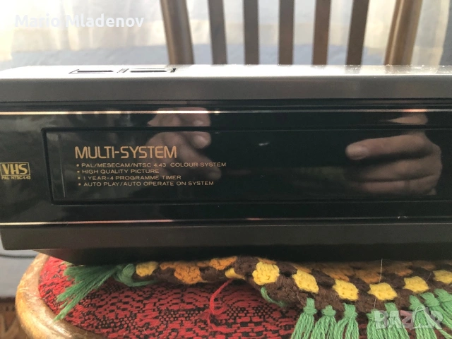 Видео рекордер Hitachi VT-M619 EM vhs, снимка 4 - Плейъри, домашно кино, прожектори - 54243612