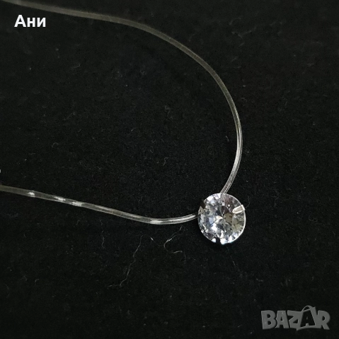 Нежно колие на безцветна корда с камък цирконий нови модели