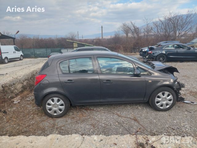 Opel Corsa 1.3 CDTI Опел Корса на части!, снимка 3 - Автомобили и джипове - 46633225