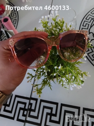 Дамски очила САLVIN KLEIN , снимка 2 - Чанти - 51780489