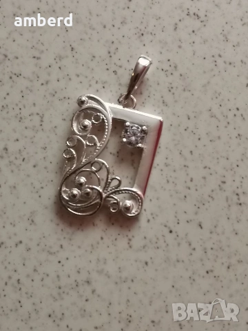 Уникален сребърен винтидж медальон