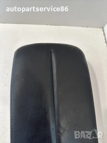 Подлакътник от кожа черен 2.2D дясно управлявана за Mazda CX-7 (2011), снимка 3 - Части - 53692408