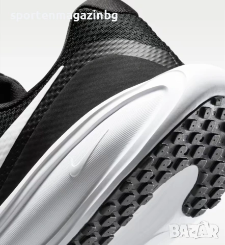 Мъжки маратонки Nike Revolution 8, снимка 8 - Маратонки - 53414295