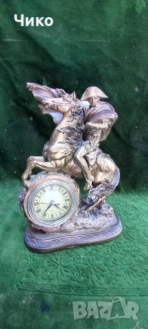 Красив часовник със стойка, снимка 10 - Антикварни и старинни предмети - 54115828