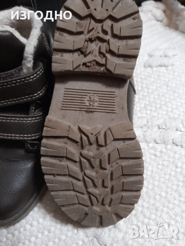 10 ЛЕВА ДЕТСКИ ОБУВКИ РАЗМЕР 25 ЗИМНИ + ПОДАРЪК ОЩЕ ЕДНИ