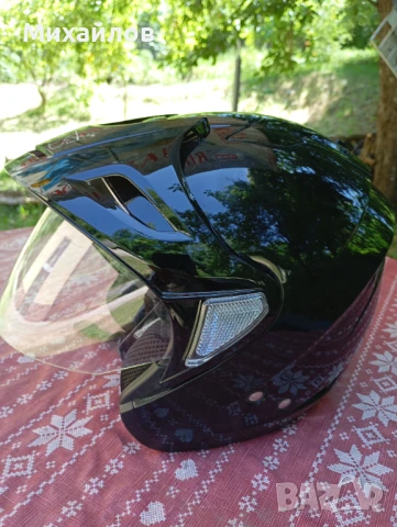 Каска за мотопед/ мотоциклет