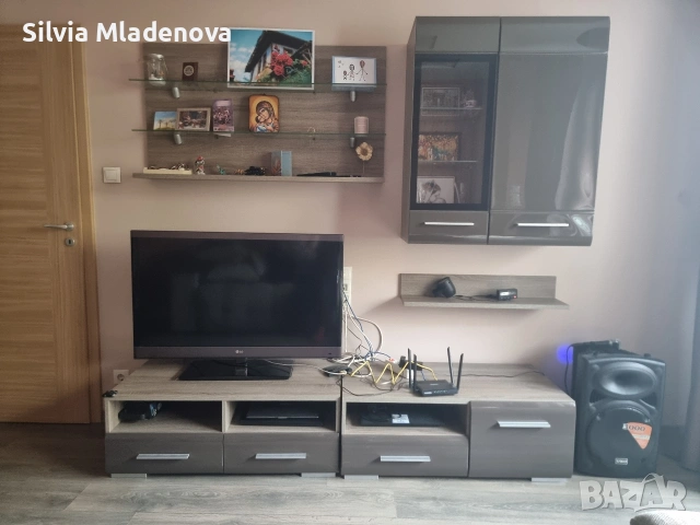 Холна секция гланц