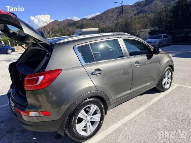 Kia sportage, снимка 3 - Автомобили и джипове - 54142541