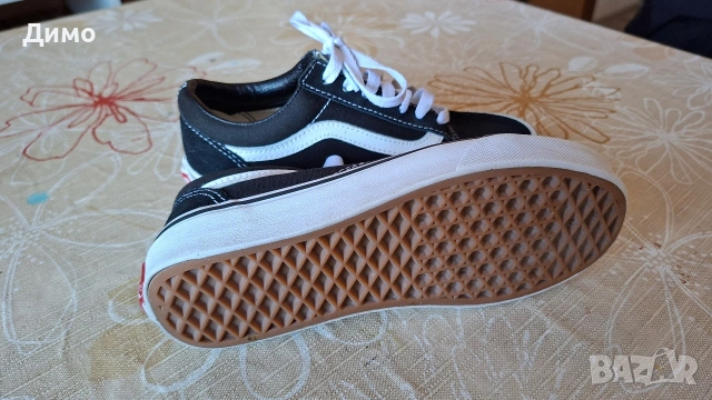 Детски кецове VANS 35 номер 22см, снимка 2 - Детски гуменки - 53744492