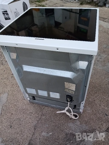 Свободно стояща печка с керамичен плот Gorenje с две години гаранция!, снимка 10 - Печки, фурни - 51199084