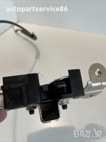 Механизъм за заключване на заден капак за Volvo S60 2.0 TDI (2012) , снимка 2 - Части - 54021378
