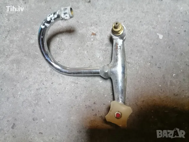 Смесител за стена , снимка 5 - Смесители - 46672284