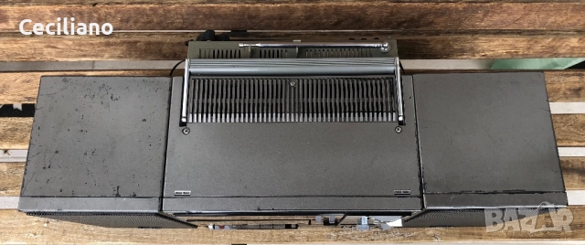Радиокасетофон BOOMBOX! – HITACHI TRK-9300W(Japan), снимка 9 - Радиокасетофони, транзистори - 52884176