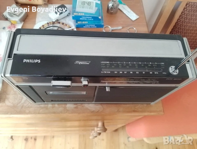 Винтидж радиокасетофон Philips, снимка 3 - Радиокасетофони, транзистори - 53381530