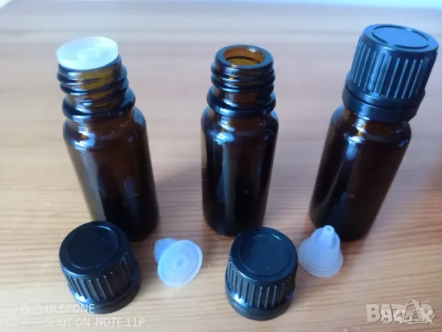 Стъклено шишенце с капкомер и капачка 10 мл.