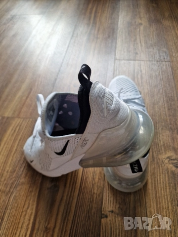 Страхотни мъжки маратонки NIKE MAX 270 , номер 45, снимка 8 - Маратонки - 52354652
