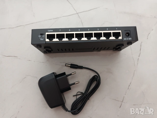 Суич 8-порта, Switch 8 port, осемпортов суич, 1GB, 1000MB + адаптор, снимка 2 - Суичове - 54093586