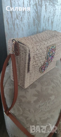 Плетена чанта , снимка 2 - Чанти - 50753152