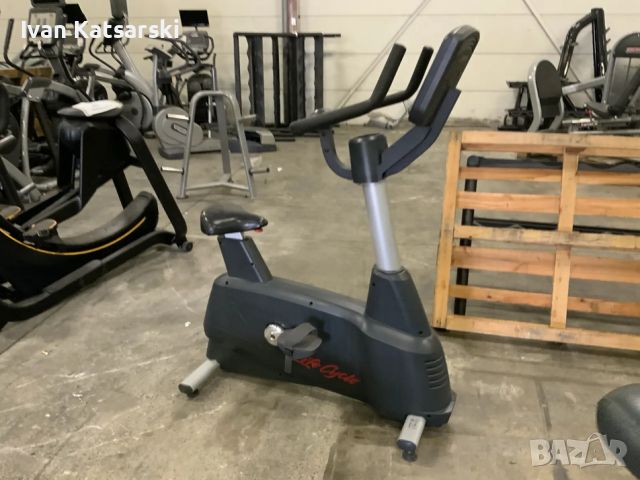 Велоергометър с LED дисплей Life Fitness Activate Series Upright Lifecycle Exercise Bike, снимка 3 - Фитнес уреди - 46730408