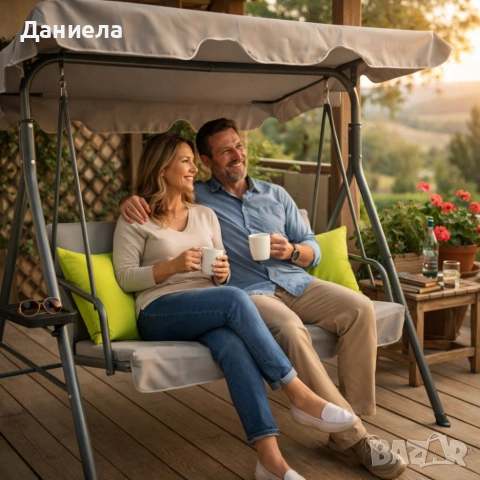 Градинска люлка A-Type със зелени възглавници и поставки за напитки - елегантност и комфорт, снимка 3 - Градински мебели, декорация  - 53882377