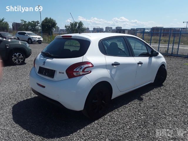 Пежо 208 1.4hdi, снимка 5 - Автомобили и джипове - 50989510