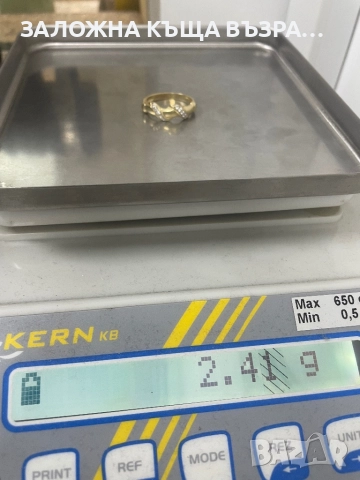Златен Пръстен - 14 Карата, снимка 4 - Пръстени - 52833644