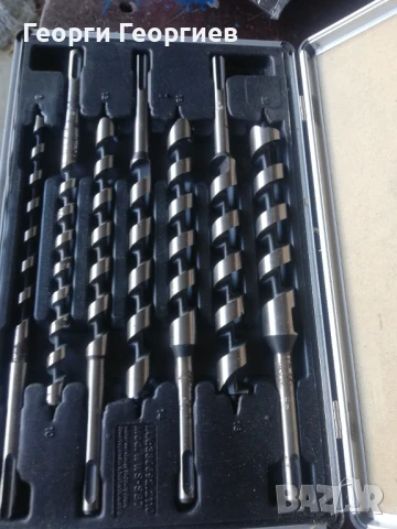 Дърводелски свердла в алуминиев куфар