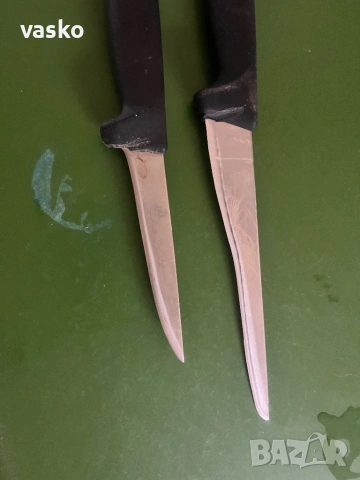 Два ножа Викторинокс, снимка 8 - Прибори за хранене, готвене и сервиране - 53414986