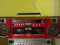 Продавам радиокасетофон boombox Sharp gf 700 Japan red , снимка 2