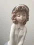 НАО ЛАДРО испанска порцеланова фигура на момиче с чанта/NAO Lladro статуетка 24см, снимка 5