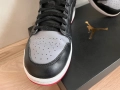 ОРИГИНАЛНИ Nike Air Jordan 1 mid в размер EUR42, снимка 4