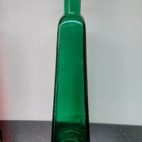 4 шишенца, цветно стъкло и различна форма. Подходящи за направа на билково олио..., снимка 5 - Аксесоари за кухня - 45160203