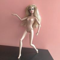 Колекционерска кукла Barbie Барби Mattel 002 4HF2, снимка 3 - Колекции - 45159377