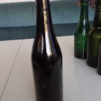 Стари бирени бутилки

, снимка 12 - Антикварни и старинни предмети - 45851137